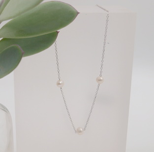 Silver necklace
